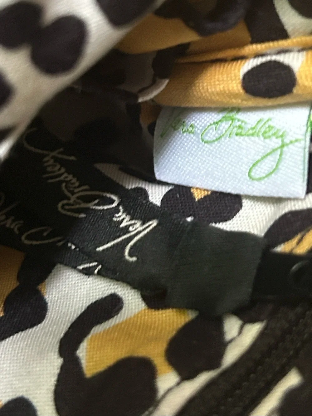 🐆 Vera Bradley Floral Leopard Quilted Wristlet Wallet Retired EUC - Picture 12 of 16